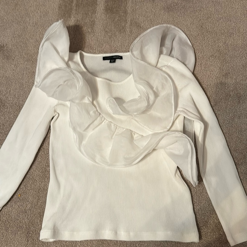 Boston proper white knit sweater embellished sz med